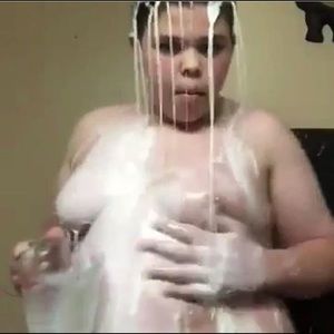 Meet your Posher, Tiara